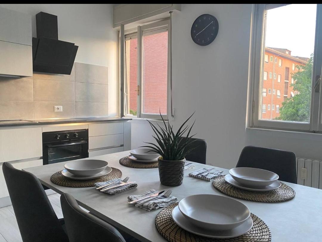 Shining House In Milan Apartman Kültér fotó