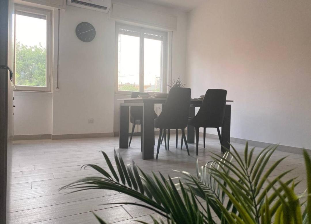 Shining House In Milan Apartman Kültér fotó